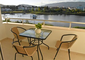 Deluxe Studio (2) | Balcony view