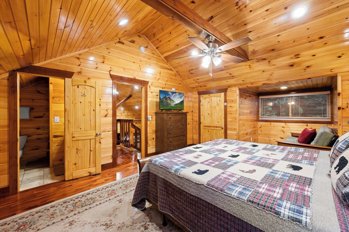 Photo 47 of Charming Log Cabin Escape! 4 King beds, Min to Gatlinburg, Frequent bear visits!
