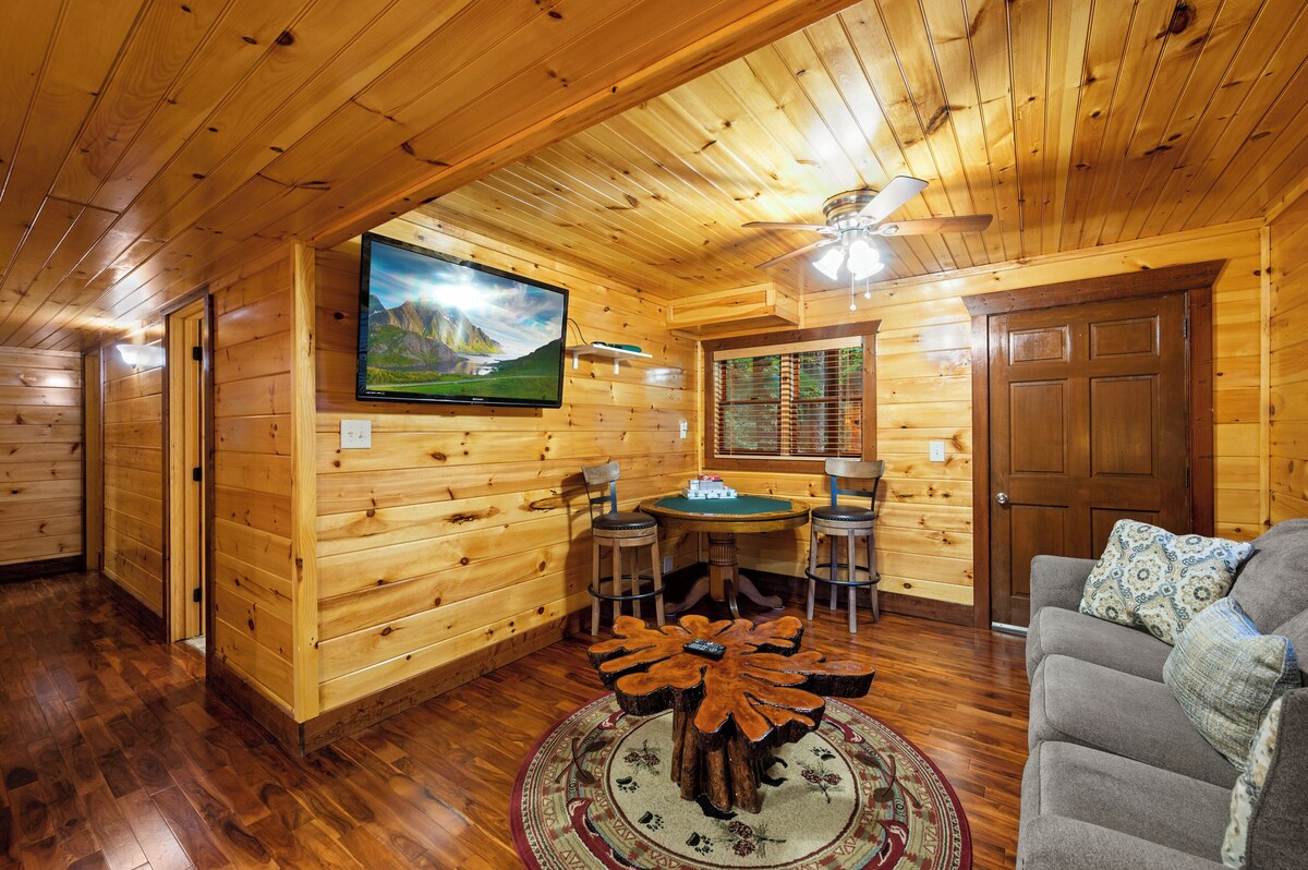 Photo 49 of Charming Log Cabin Escape! 4 King beds, Min to Gatlinburg, Frequent bear visits!