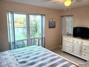 2 bedrooms, iron/ironing board, travel cot, free WiFi