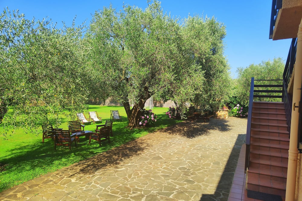 B&B Nuraghe Bianco