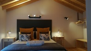 1 chambre, fer et planche à repasser, lit parapluie, Wi-Fi