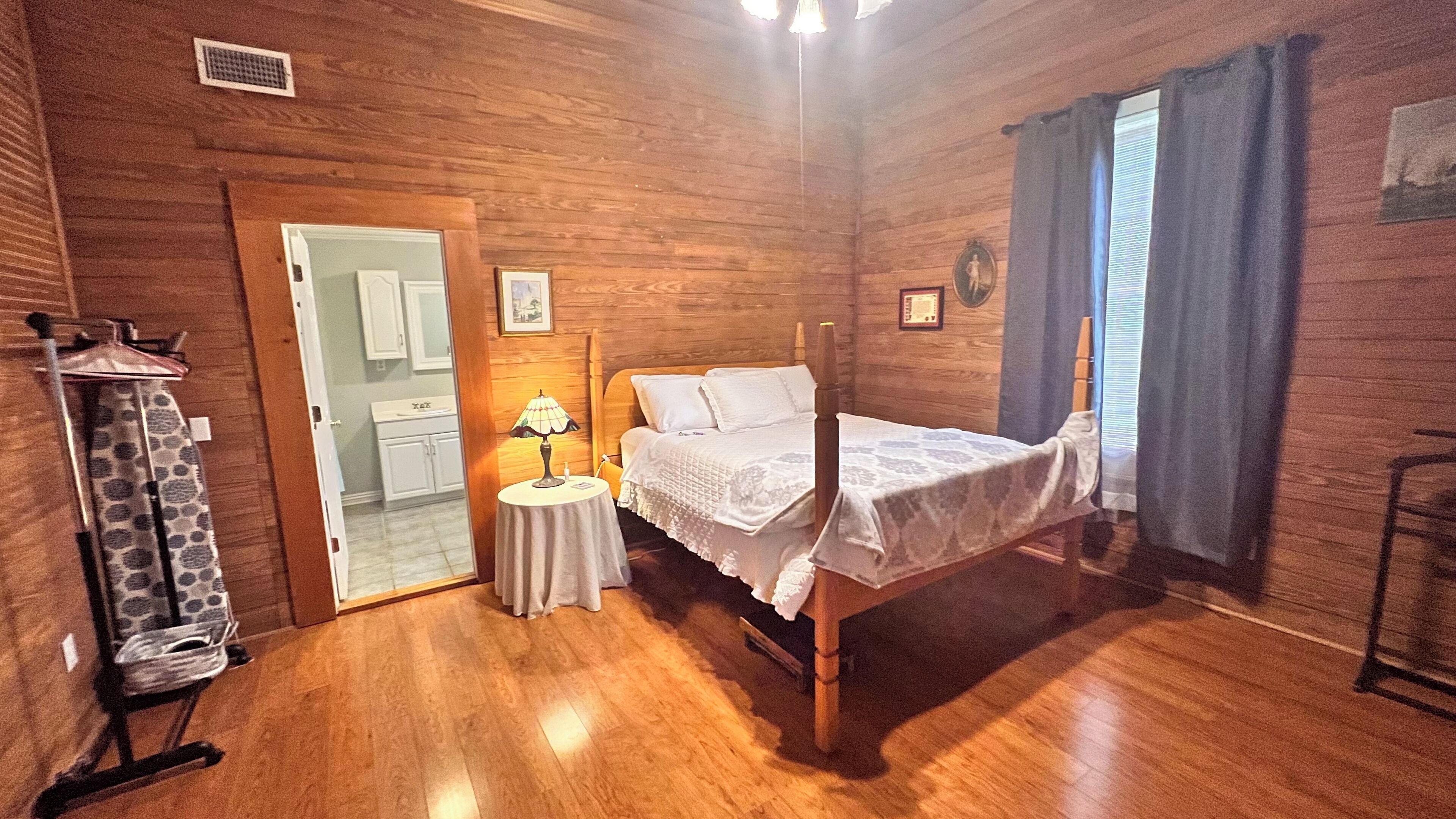 4 Schlafzimmer, Bügeleisen/Bügelbrett, Reisekinderbett, kostenloses WLAN