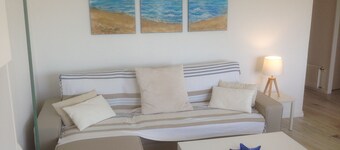 Apartment with balcony and terrace near the center and the beach