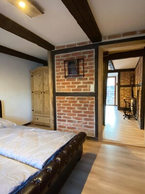 1 Schlafzimmer, Bügeleisen/Bügelbrett, kostenloses WLAN, Bettwäsche