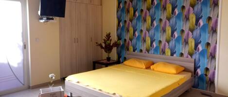 مكتب وواي فاي مجانًا