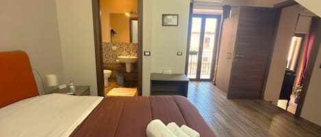 Memory foam beds, desk, laptop workspace, soundproofing