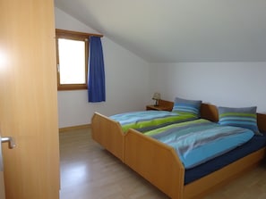 Apartment, 2 Schlafzimmer, Balkon (East) | 2 Schlafzimmer, kostenloses WLAN