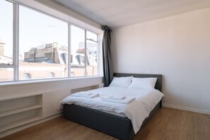 Desk, iron/ironing board, free WiFi, bed sheets