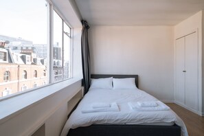 Desk, iron/ironing board, free WiFi, bed sheets