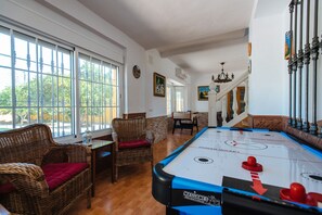 Spielezimmer