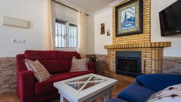 TV, fireplace, foosball, stereo