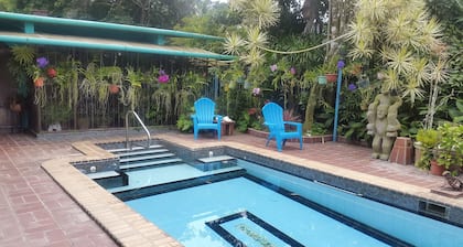 Bird Watchers Paradise. Villa San Antonio, Chalet, swimming pool BBQ terrace.