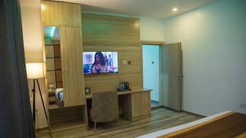 尊貴套房, 1 間臥室, 行政樓層 | 1 間睡房、高級寢具、羽絨被、記憶棉床墊