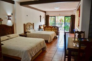1 bedroom, in-room safe, free WiFi, bed sheets - Beach Front Full Equipped Suite # 2 (Centro - Supmza. 001)