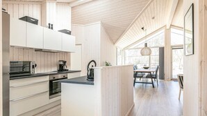 Uklassifisert bilde, 3 av 19, knapp