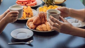 Luokittelematon kuva, 3 kautta 6, painike