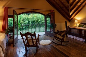 4 soverom, strykejern/-brett, reiseseng for barn og wi-fi (inkludert)