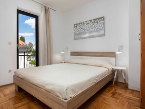 3 bedrooms, free WiFi - Cosy apartment in villa for 7 people with A/C, WIFI, TV and terrace (Umag)