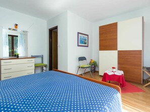 1 bedroom, free WiFi