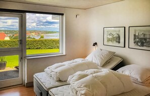 3 Schlafzimmer, Reisekinderbett, kostenloses WLAN