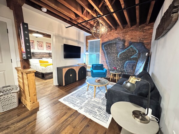 1 chambre, fer et planche à repasser, Wi-Fi gratuit, draps fournis