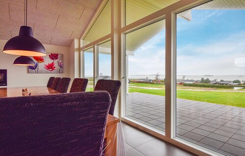 Nice home in Faaborg with kitchen
