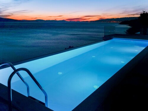 Gemütliche Wohnung für 2 Leute mit W-LAN, Klimaanlage, Pool, TV, Terrasse und Haustiere erlaubt