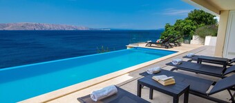 Beautiful apartment for 2 guests with WIFI, pool, A/C, TV, terrace and pets allowed