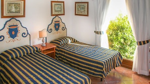 Unclassified image, 4 of 17, button - Lovely home in Punta Su Turrione (Punta Su Turrione)