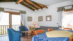 Unclassified image, 3 of 17, button - Lovely home in Punta Su Turrione (Punta Su Turrione)