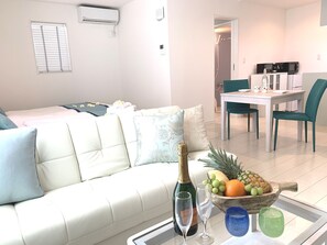 Twin Room (with Extra Bed) | Living area - Ecot Kugai 1 (Miyakojima)