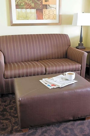 Living area - Hampton Inn San Angelo (San Angelo)