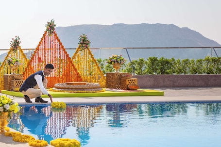 Sports facility. Doubletree by Hilton Jaipur Amer
