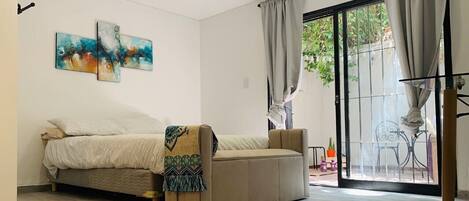 1 quarto, ferros/tábuas de passar roupa, Wi-Fi, roupa de cama