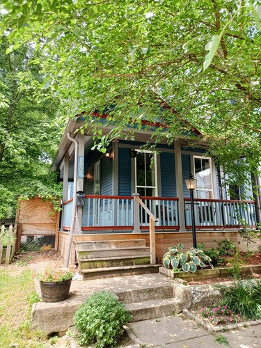 2 Bedroom House in the Heart of Northside, Close to Everything in Cincinnati