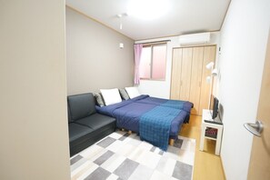 Apartment | 1 bedroom, iron/ironing board, free WiFi