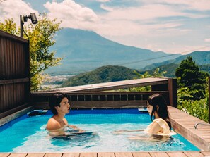 Exterior - Dot Glamping Fujisan (Fujikawaguchiko)