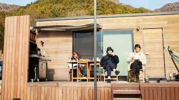 1 室のベッドルーム、WiFi (無料)