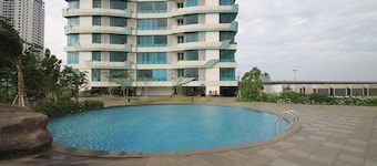Apartemen Grand Kamala Lagoon by Aparian