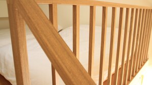 Family Quadruple Room | Meja, Wi-fi percuma 