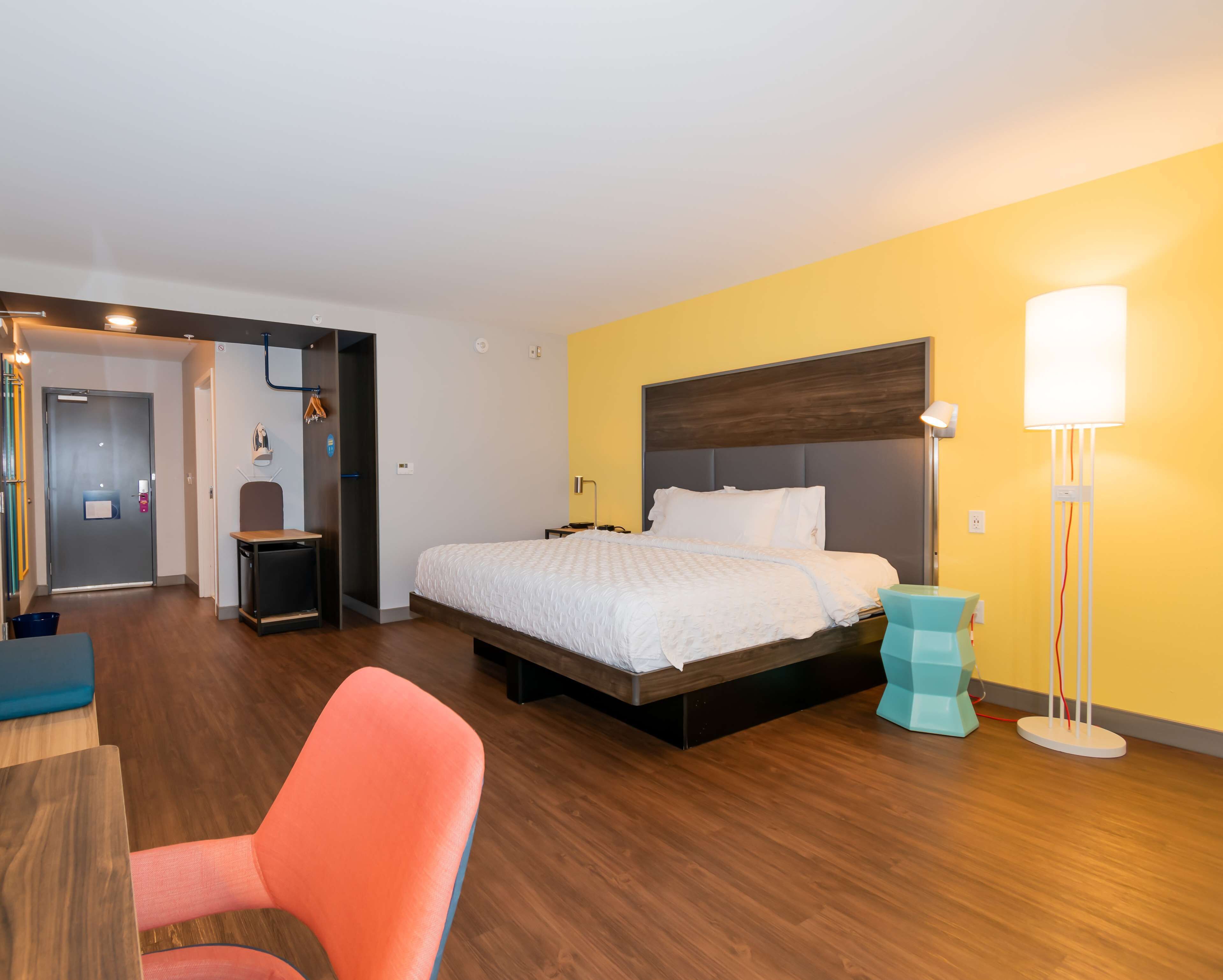 客房, 1 張特大雙人床, 無障礙 (Mobility & Hearing) | 免費 Wi-Fi