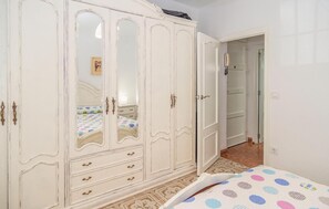 2 bedrooms, free WiFi