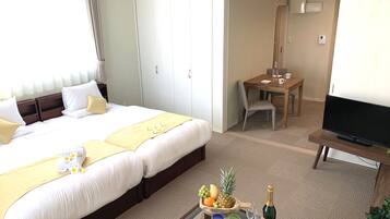 In-room safe, desk, laptop workspace, blackout curtains