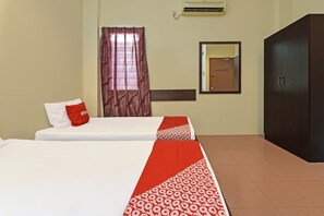 Deluxe Twin Room | Free WiFi, bed sheets - SPOT ON 89907 Motel Impian (Seri Manjung)