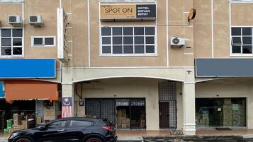 Bagian depan properti