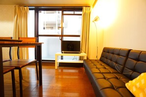 公寓 | 客廳 | 平面電視