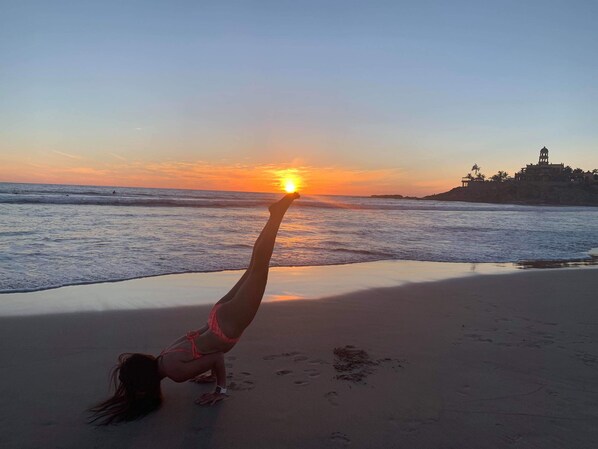 Beach nearby, beach towels - Blue Reef Casita on  Rancho Arrecife (2.8 miles sandy beach Baja California Sur) (El Pescadero)