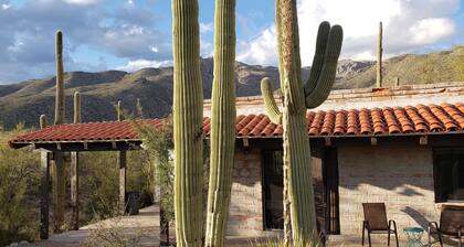 New listing! Cozy casita with breathtaking views of Mt Lemmon