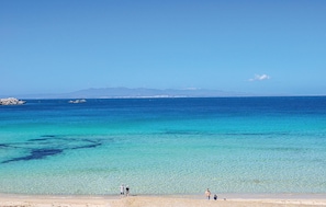 Platja a a prop